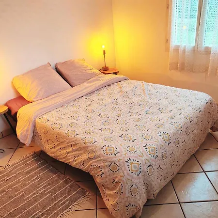 Chambre Sur Dans Maison Chez L'habitant